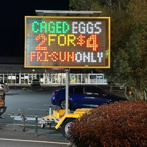 Five colour VMS sign hire — supermarket special night